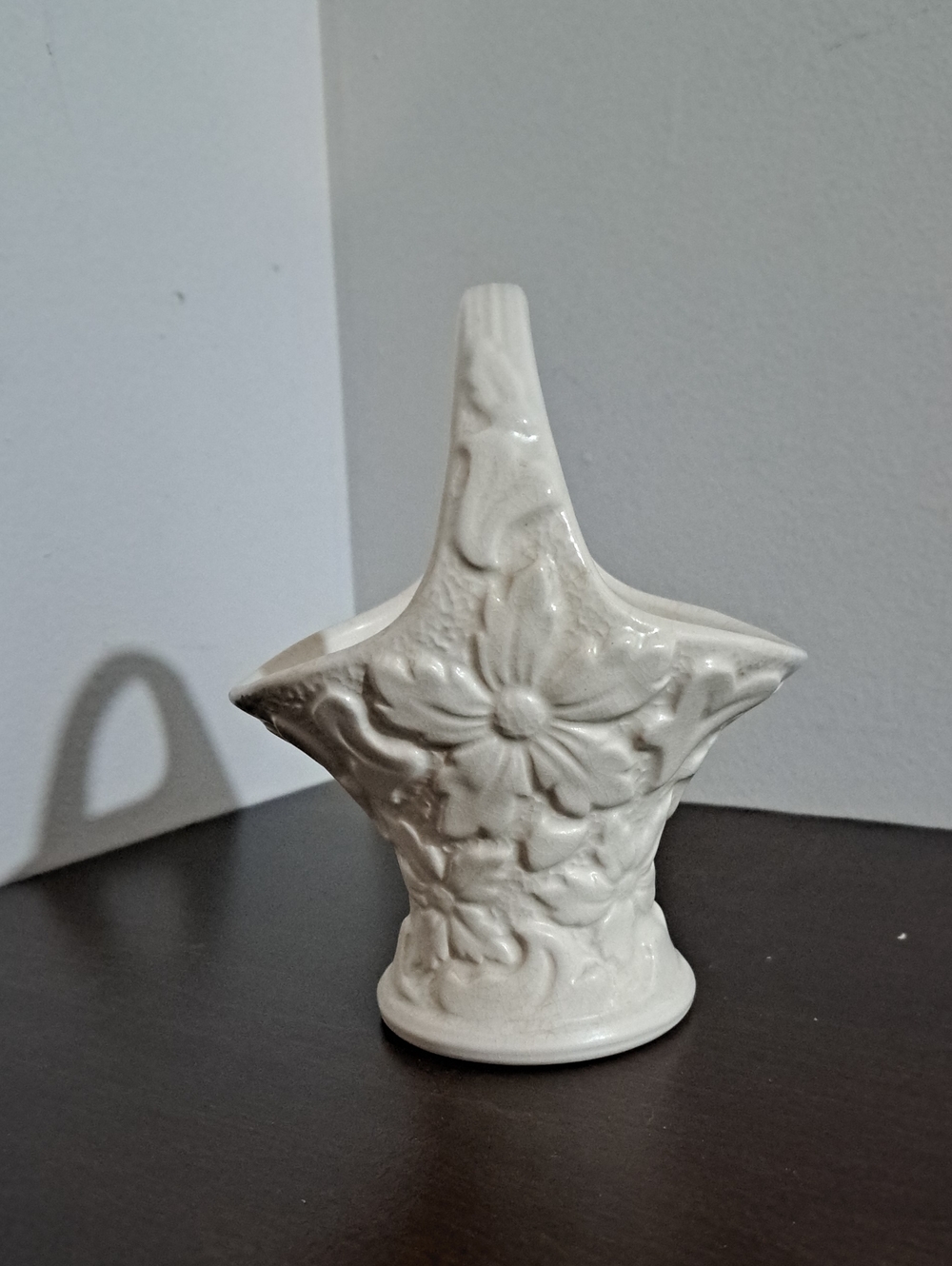 Ceramic Floral Decorative Basket - White
